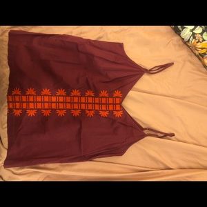 Old Navy embroidered tank top size S